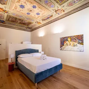 residenza-depoca-palazzo-salviati-quaratesi.it-tuscanyhotel.com/